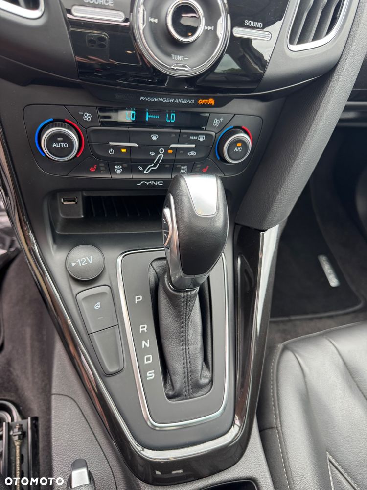 Ford Focus - 28
