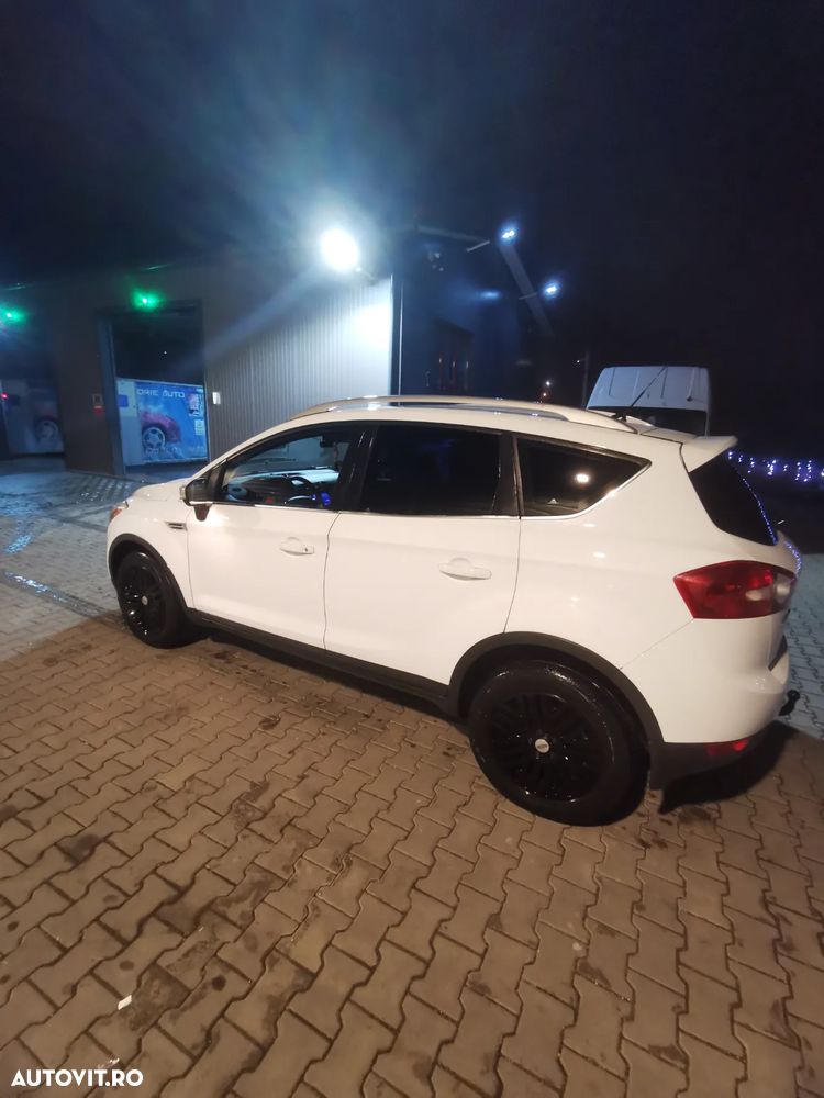 Ford Kuga 2.0 TDCi 4WD Powershift Individual - 13