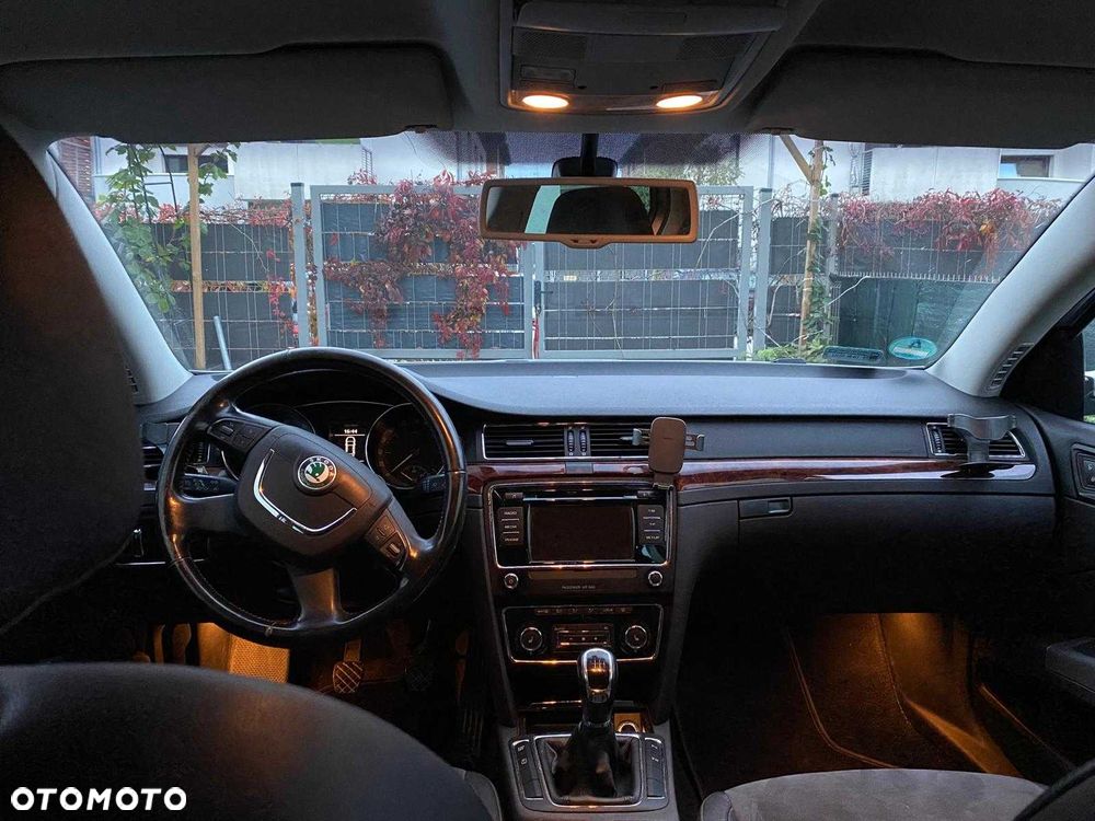 Skoda Superb - 5