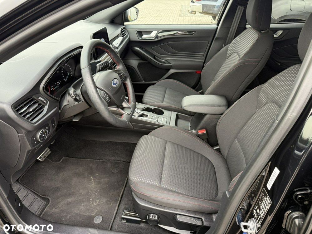 Ford Focus - 22
