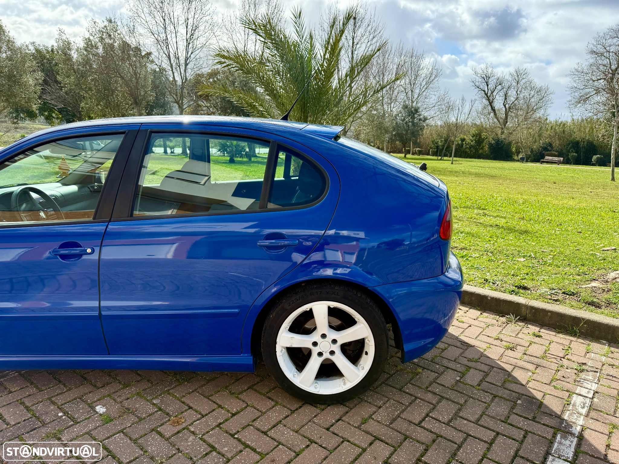 SEAT Leon 1.9 TDI Top Sport - 3