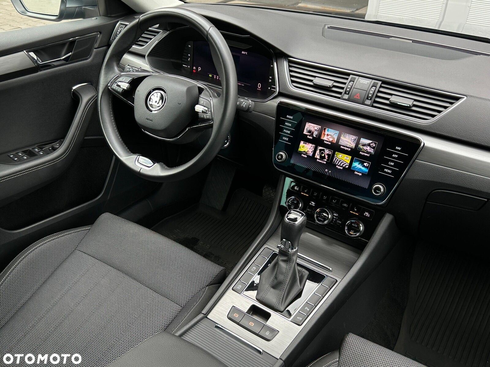 Skoda Superb 2.0 TDI SCR Style DSG - 17