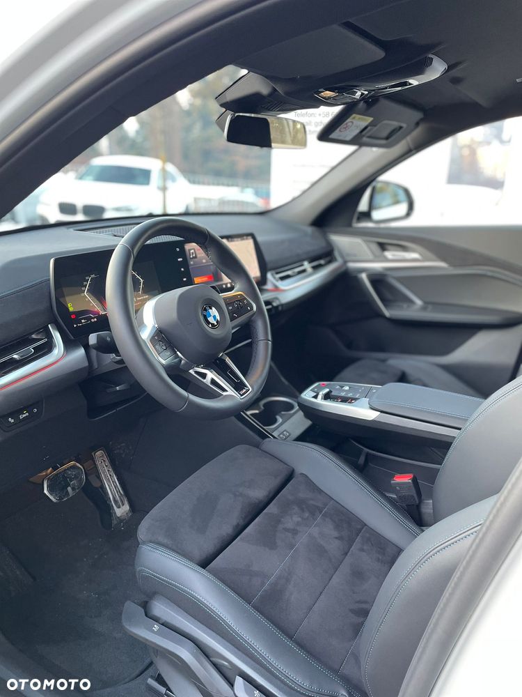 BMW X2 - 12