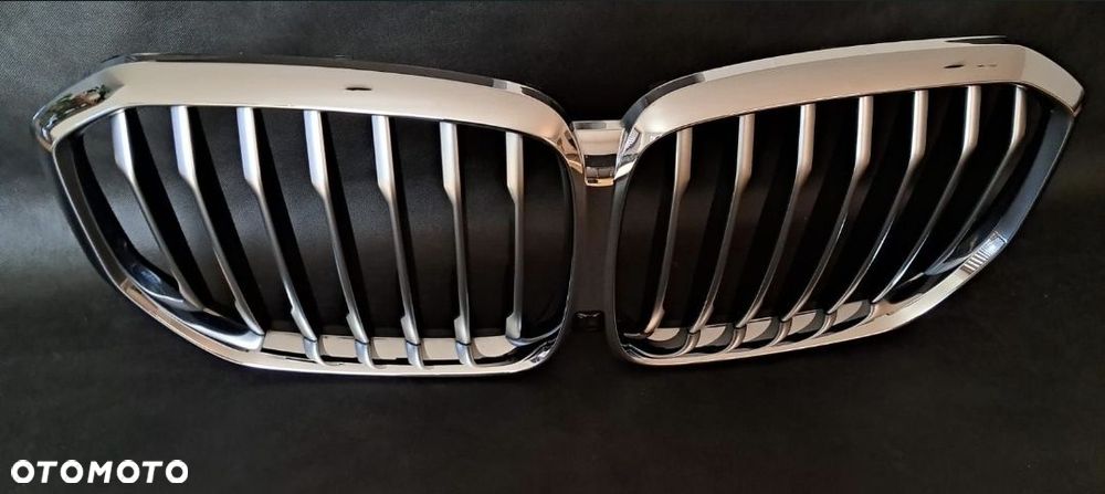 Atrapa Grill Oryginalny BMW X5 G05 z wejściem pod kamerką - 2