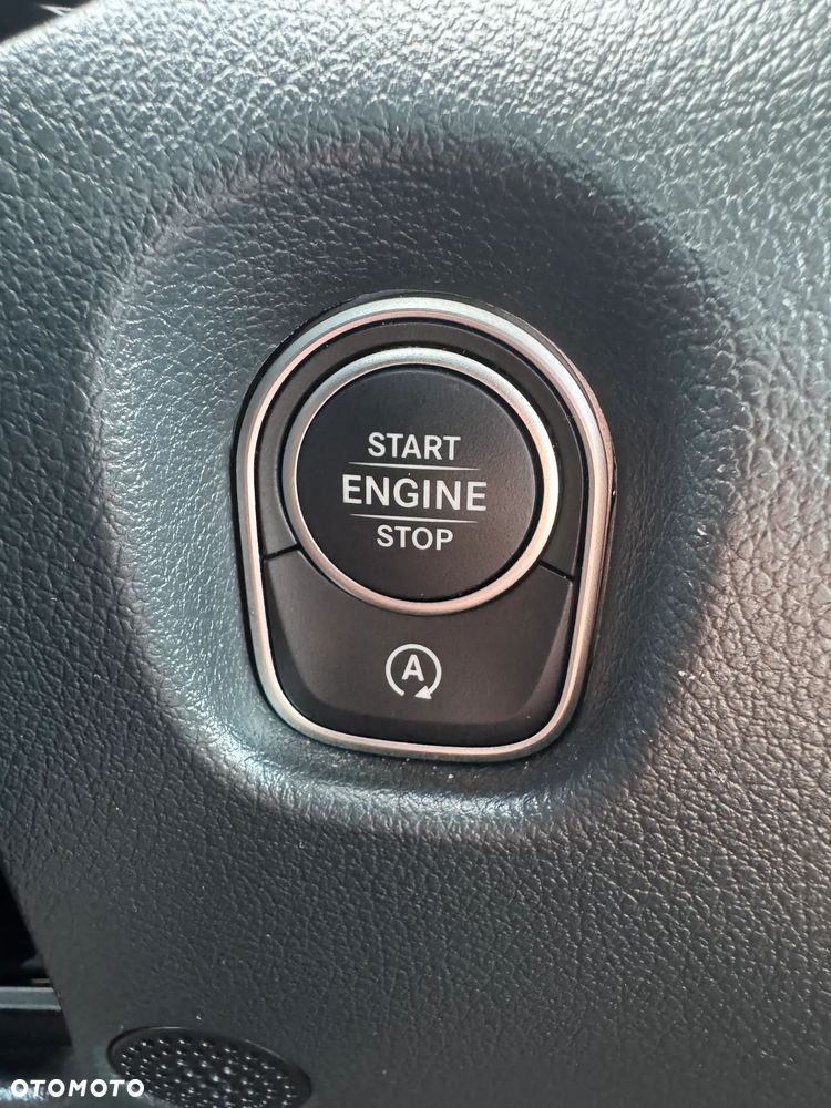 Mercedes-Benz Vito - 32