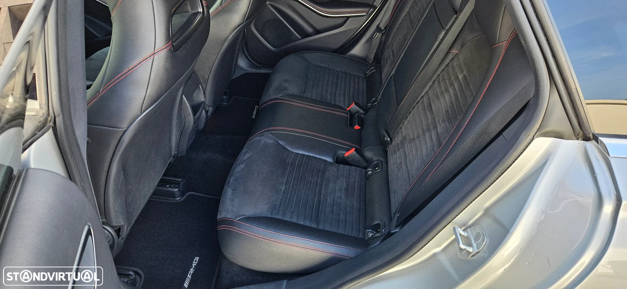 Mercedes-Benz CLA 220 Shooting Brake (CDI) d 4Matic 7G-DCT AMG Line - 9
