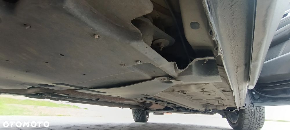 Peugeot 3008 BlueHDi 130 Stop & Start EAT8 Allure - 31