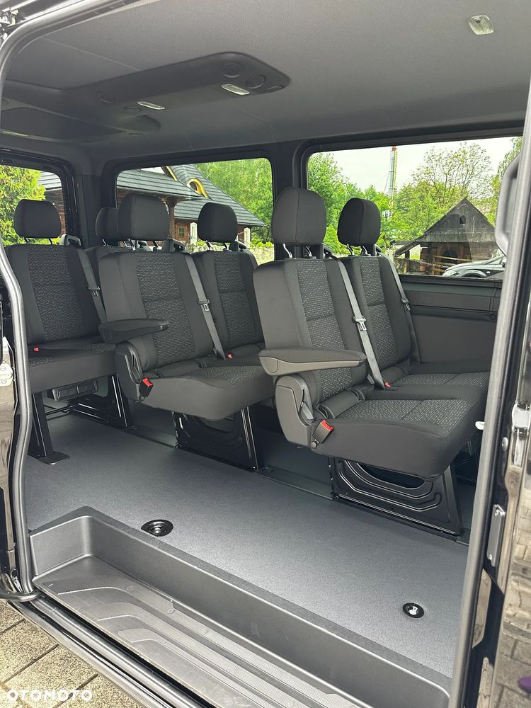 Mercedes-Benz Sprinter - 24
