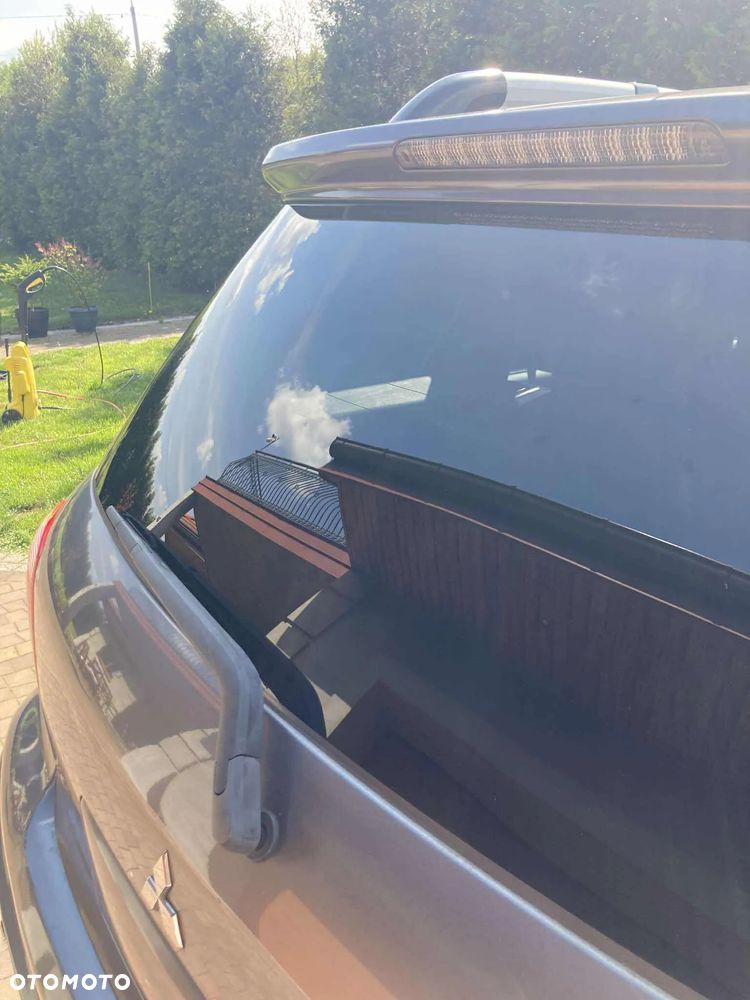 Mitsubishi Outlander 2.0 2WD Invite - 23