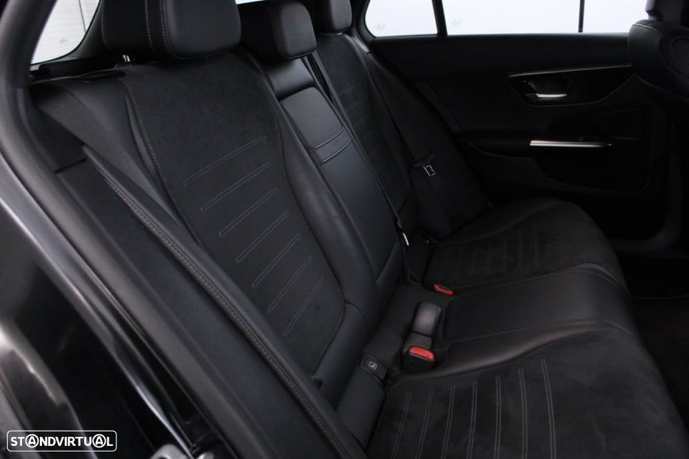 Mercedes-Benz C 300 - 16