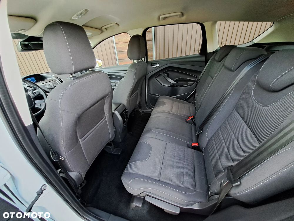 Ford Kuga 2.0 TDCi Titanium - 8