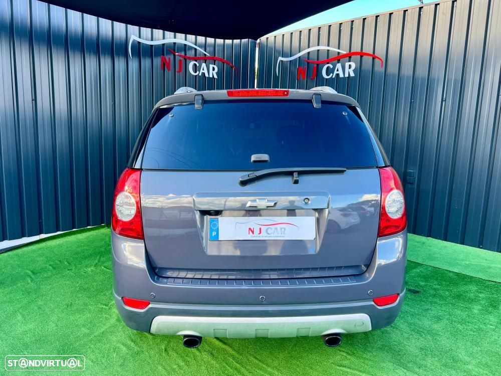Chevrolet Captiva 2.2 VCDi Seven Xtreme 164g 7L - 5