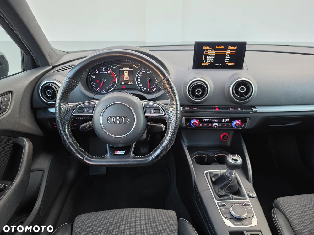 Audi A3 Sportback - 11