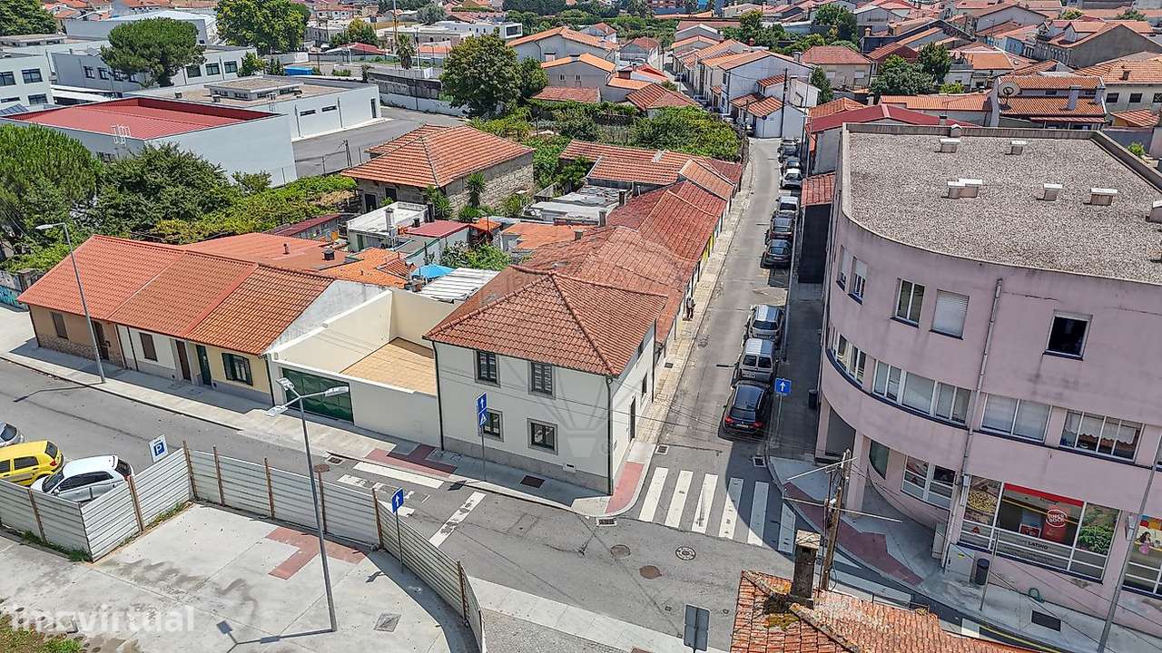 Moradia T2 para venda - Grande imagem: 2/23