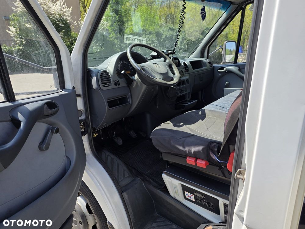 Mercedes-Benz Sprinter - 6