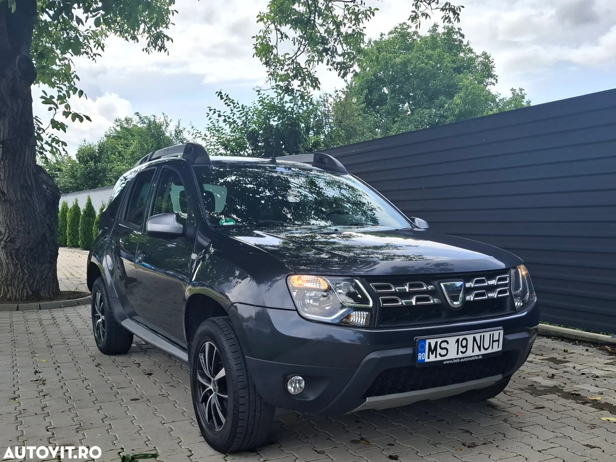 Dacia Duster 1.2 TCe 4x2 Laureate - 12