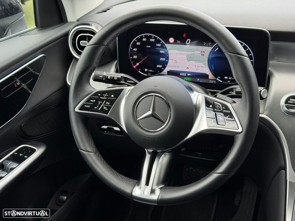 Mercedes-Benz GLC 300 e 4Matic - 27