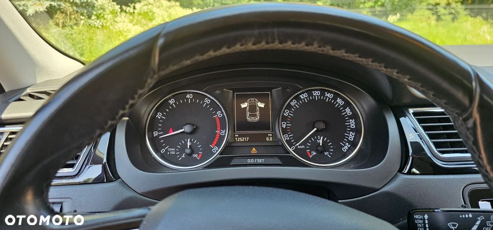 Skoda RAPID Spb 1.2 TSI Style - 8