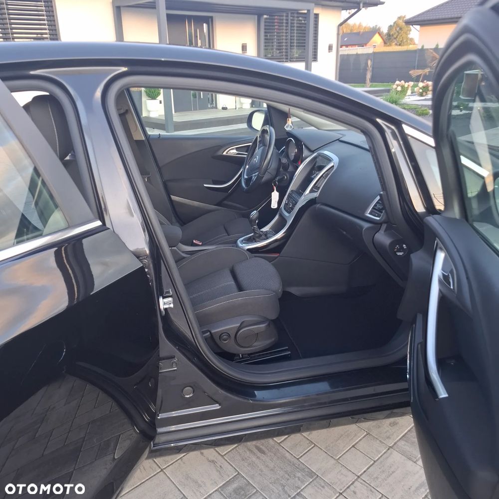 Opel Astra - 12