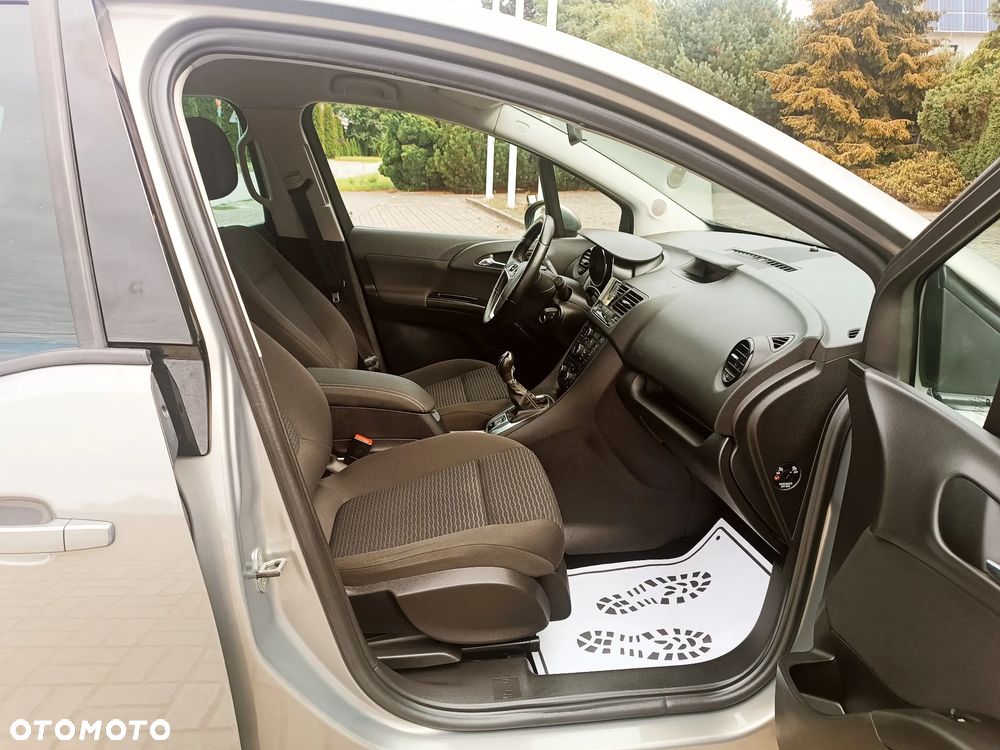 Opel Meriva - 16