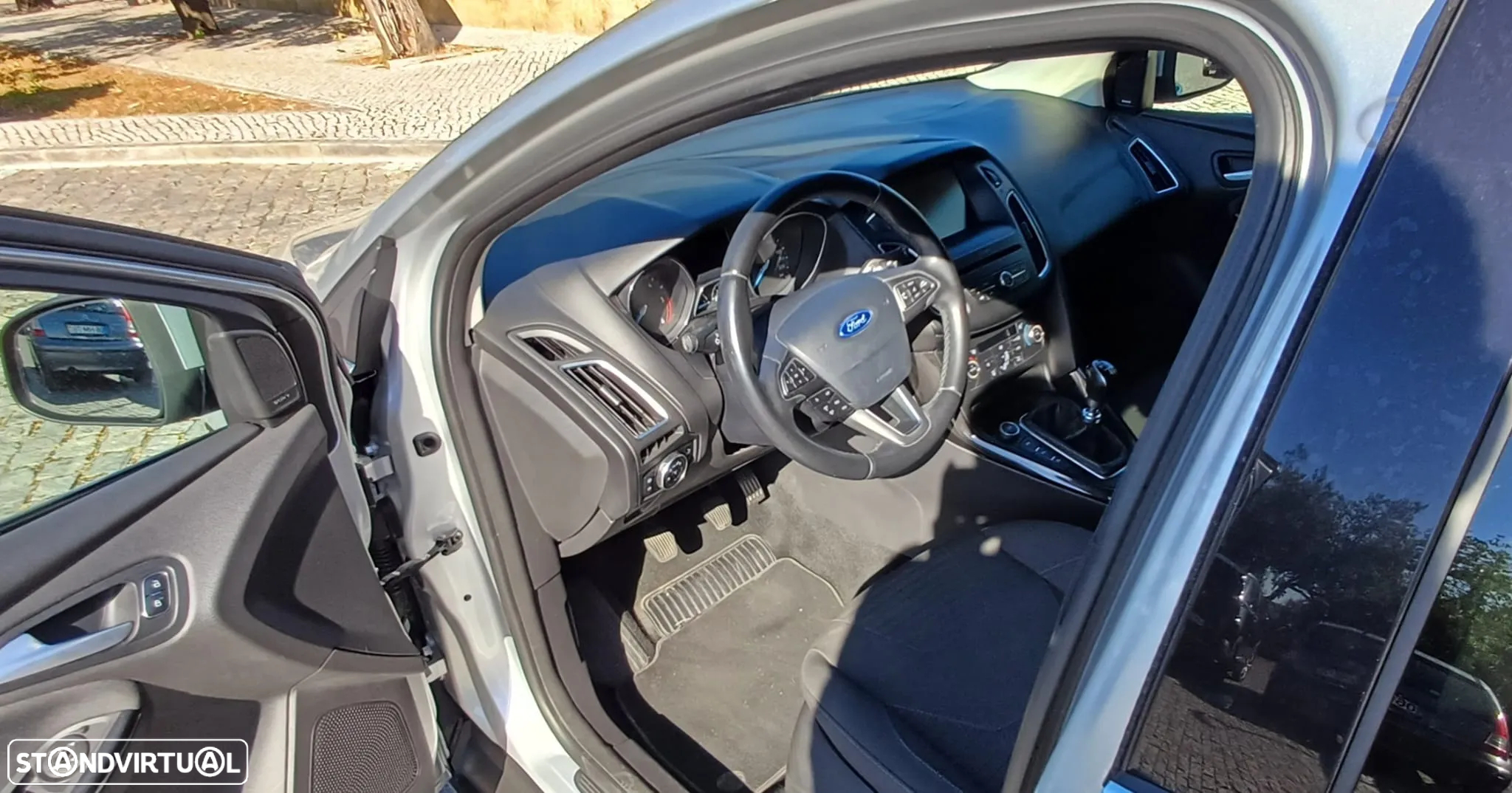Ford Focus 1.5 TDCi Titanium - 6