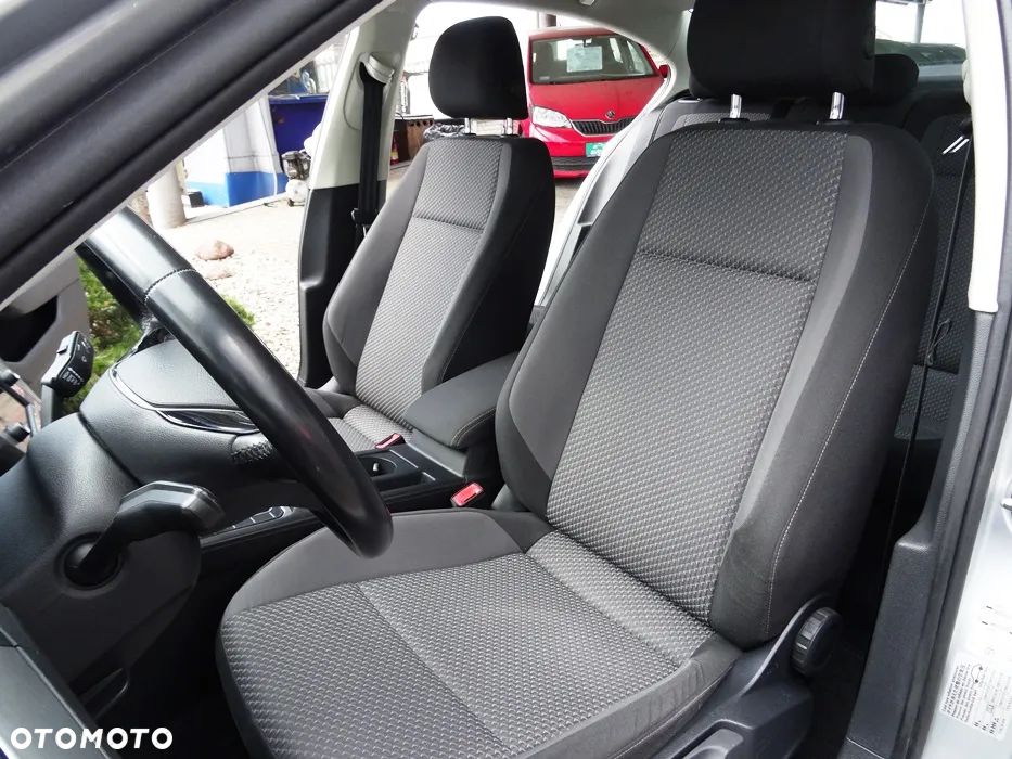 Volkswagen Passat 1.4 TSI BMT Comfortline - 20