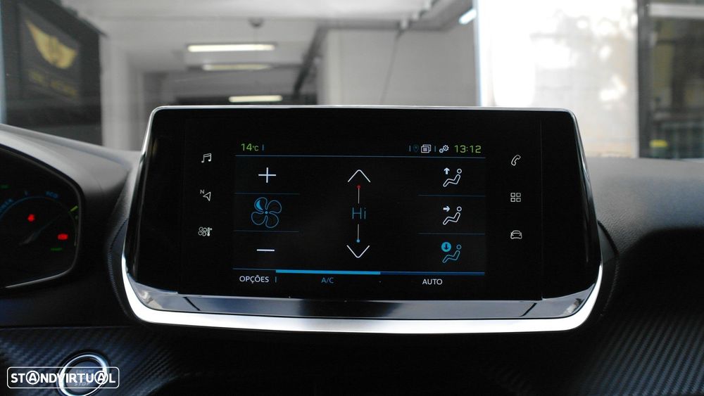 Peugeot e-208 50 kWh Active - 49