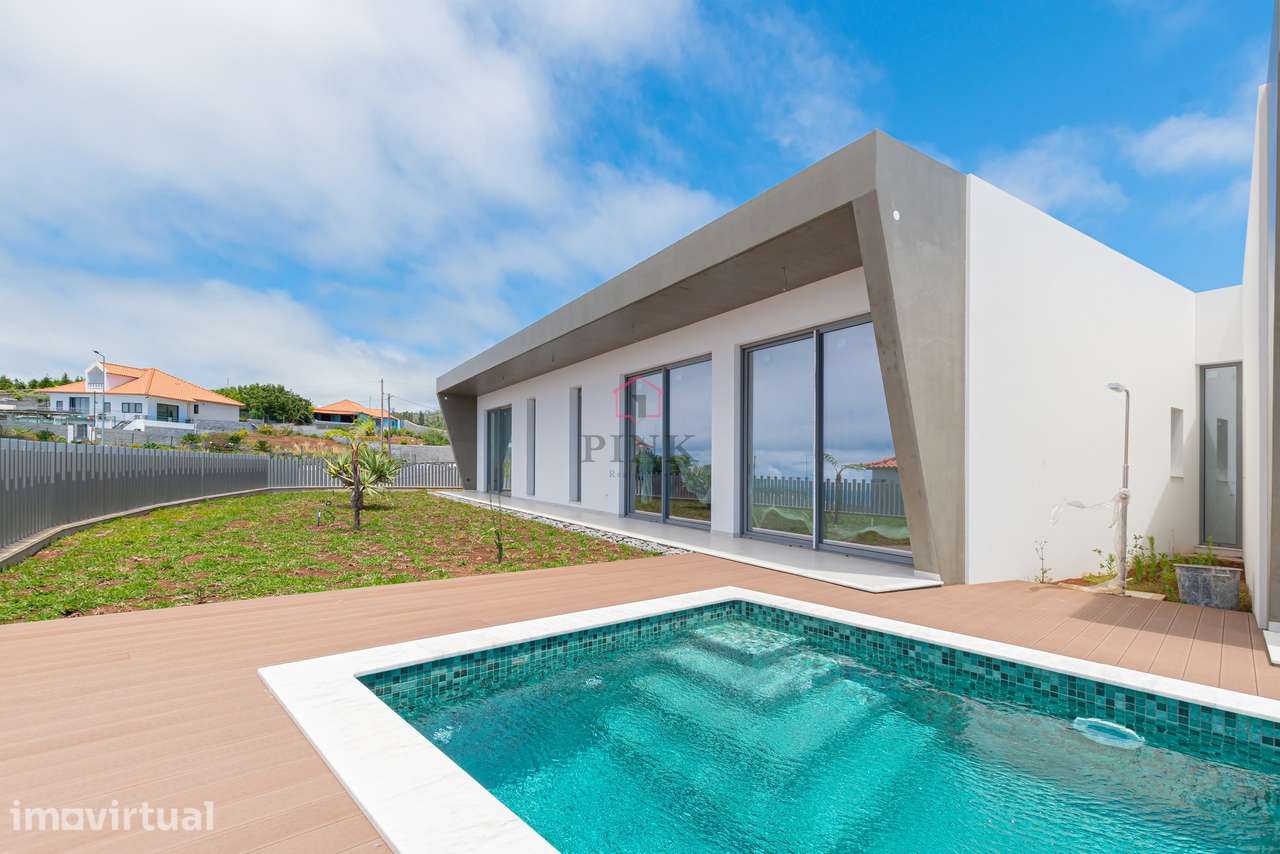 Moradia Moderna com Piscina - T3 na Ponta do Pargo, Calheta - Grande imagem: 4/23