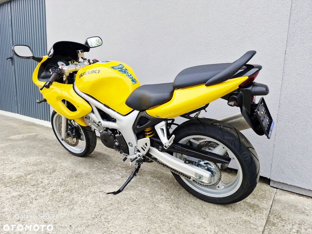 Suzuki SV - 27
