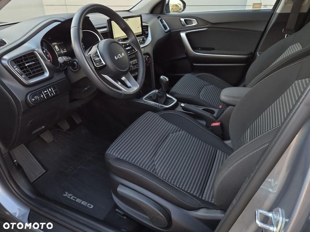 Kia XCeed 1.5 T-GDI M - 9