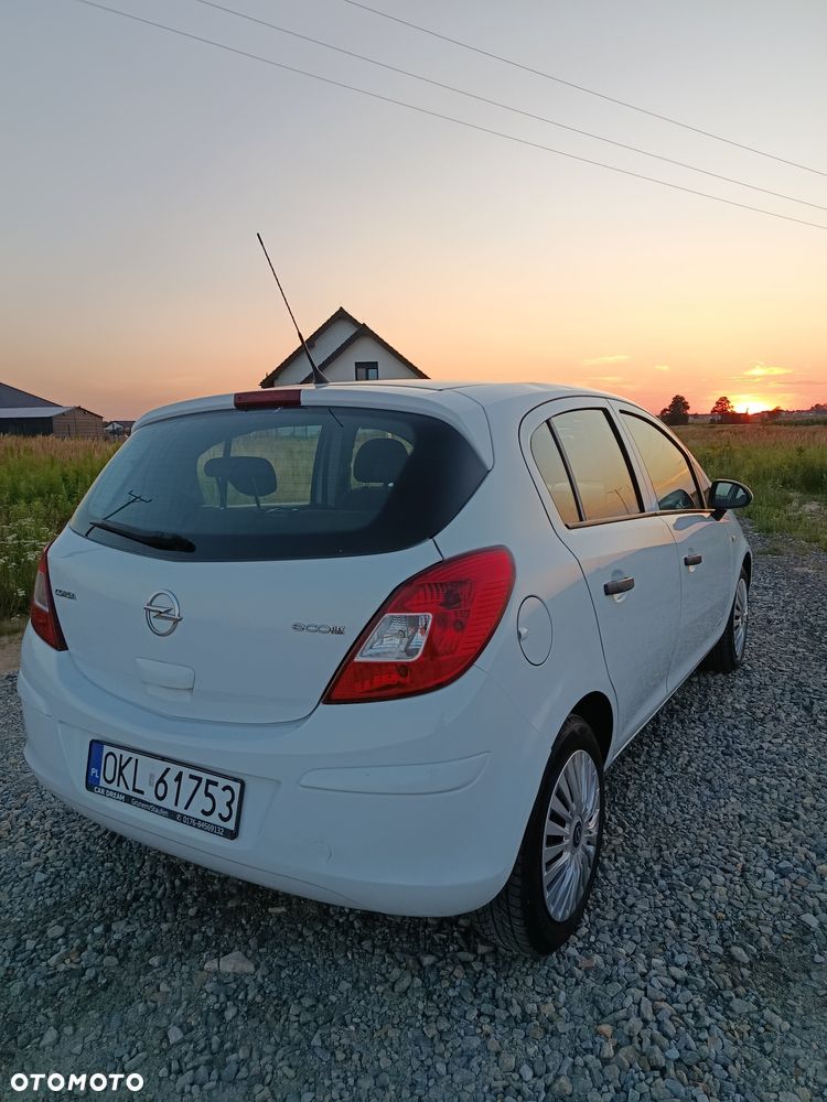 Opel Corsa - 4