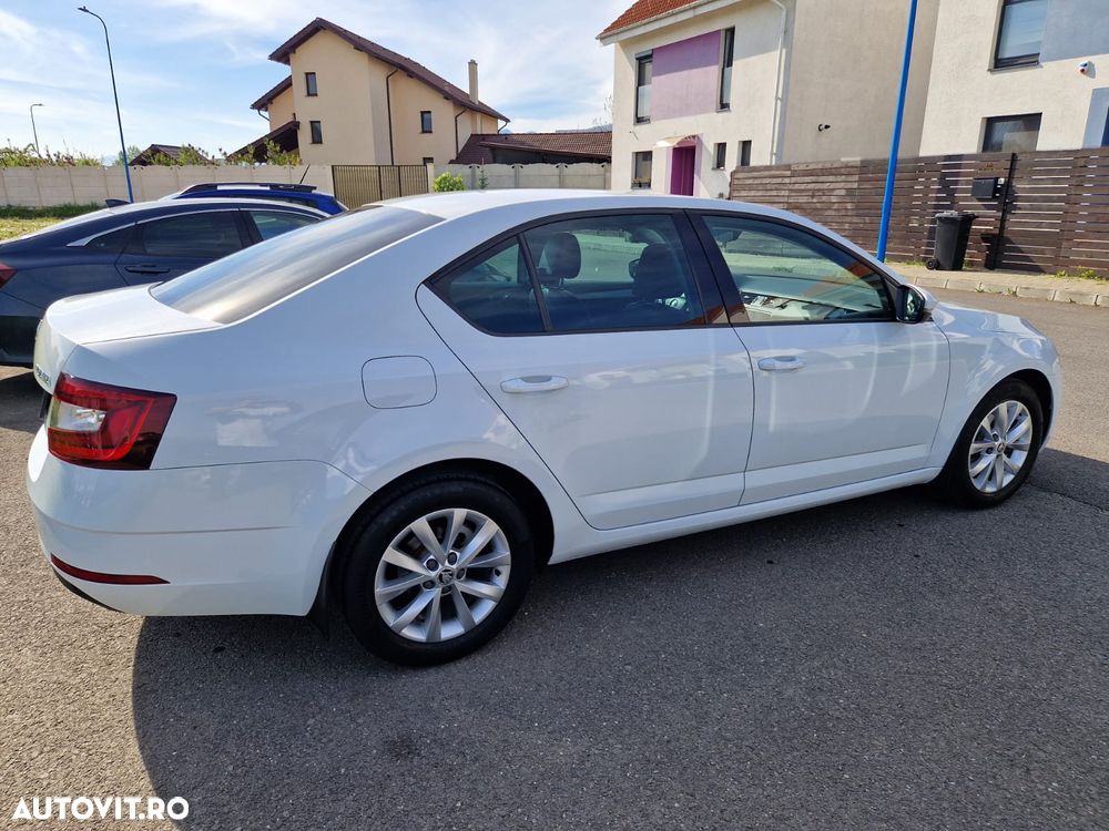 Skoda Octavia - 5