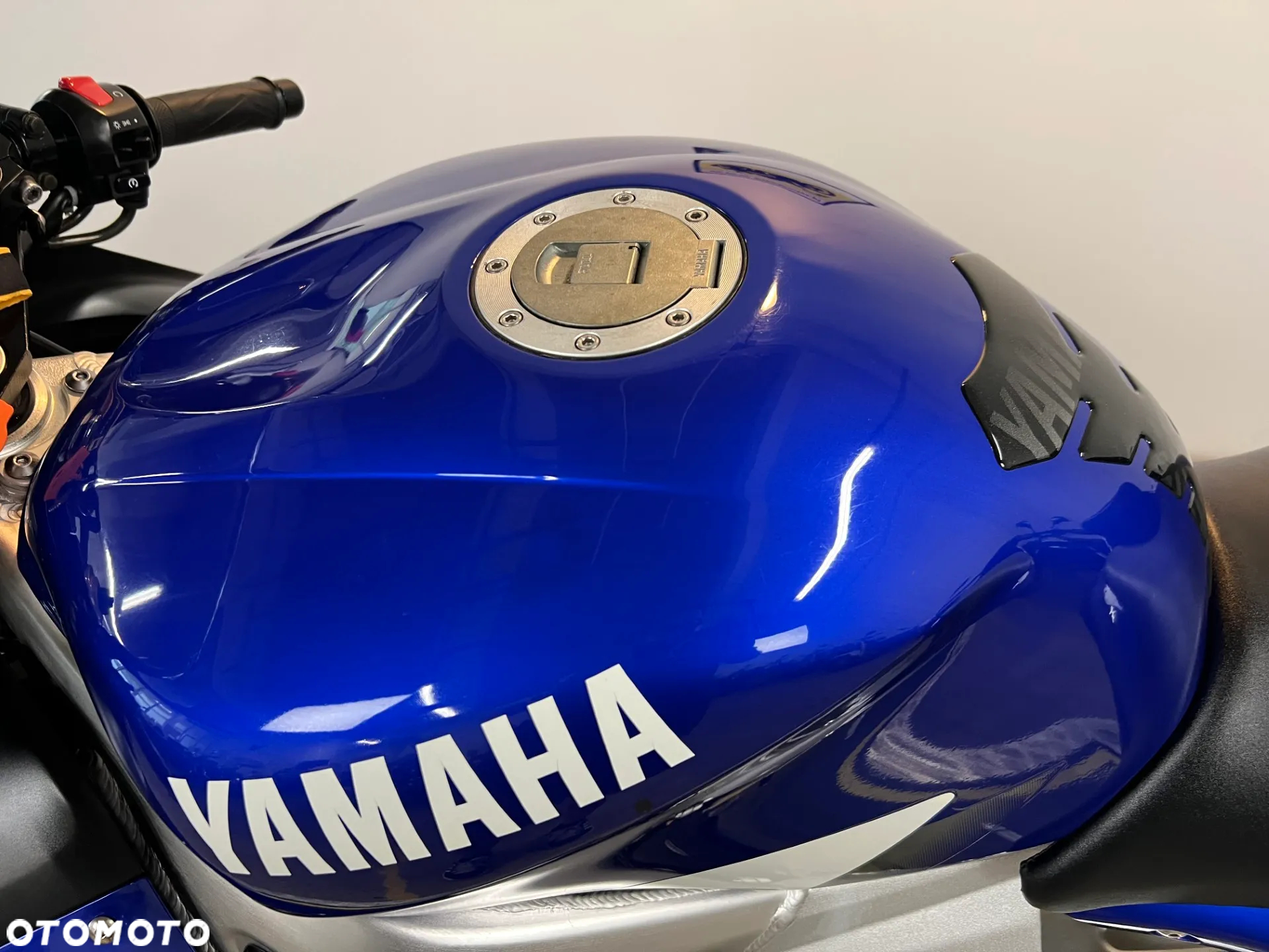 Yamaha R6 - 9