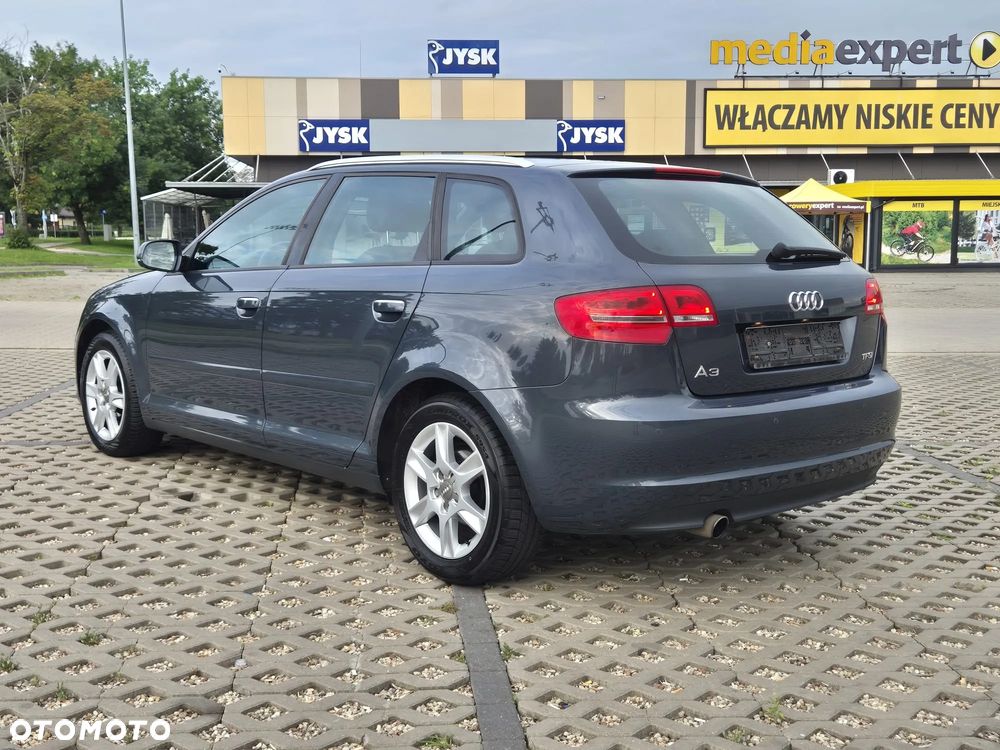 Audi A3 Sportback 1.2 TFSI Attraction - 9