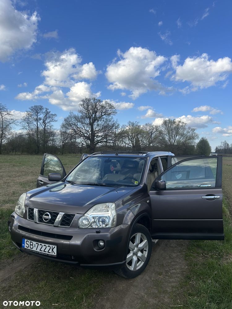 Nissan X-Trail 2.0 dCi LE - 11