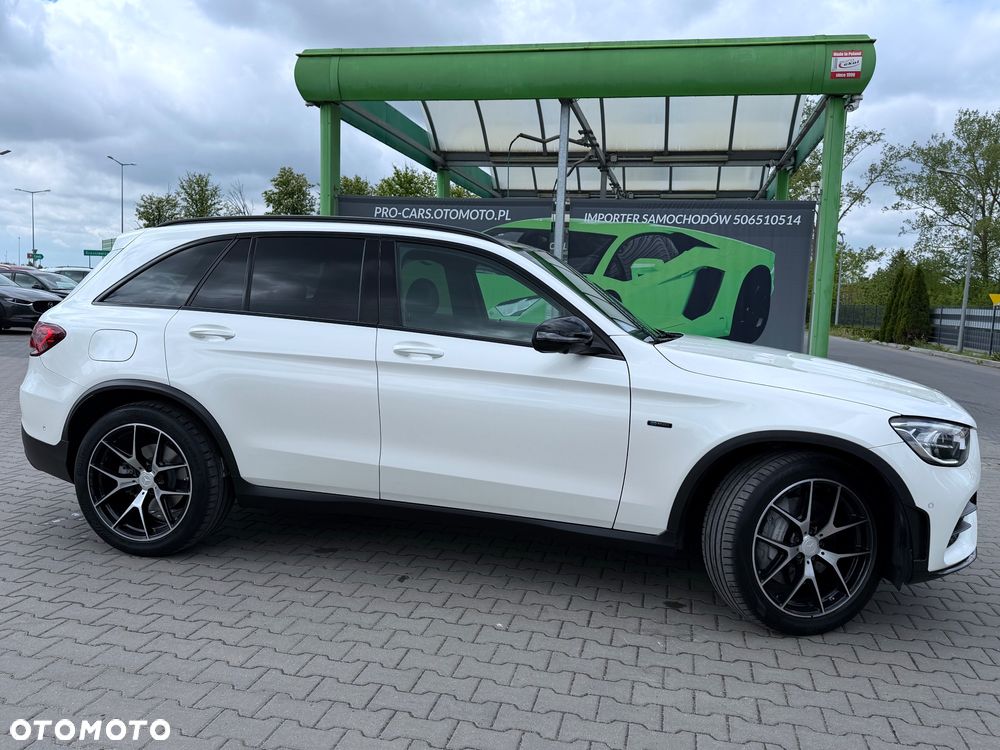 Mercedes-Benz GLC 300 de 4Matic 9G-TRONIC AMG Line - 8