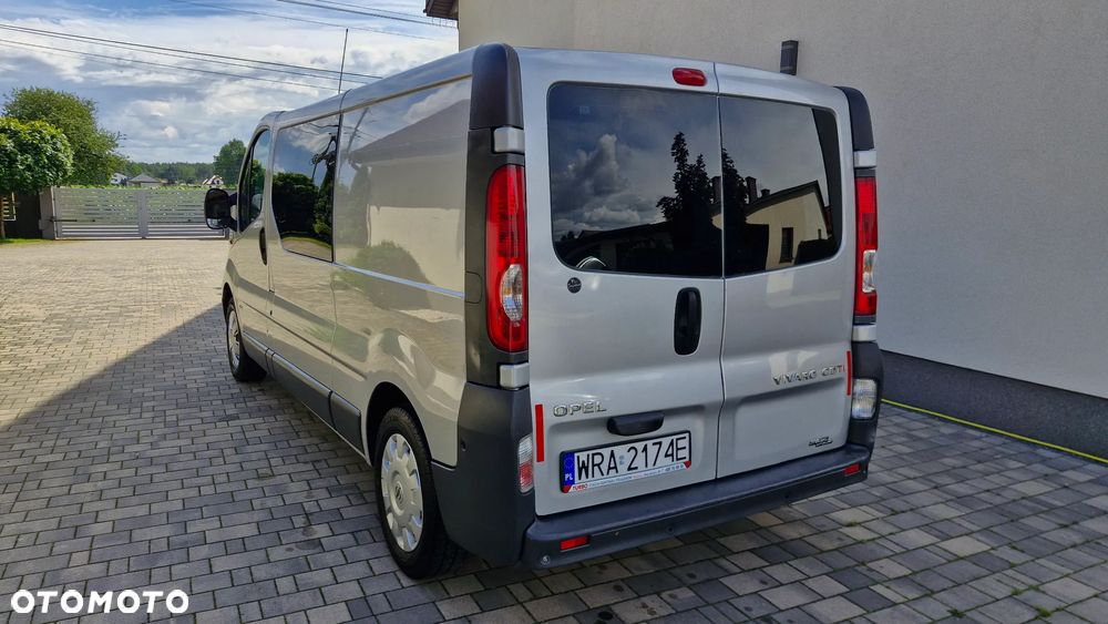 Opel Vivaro - 16