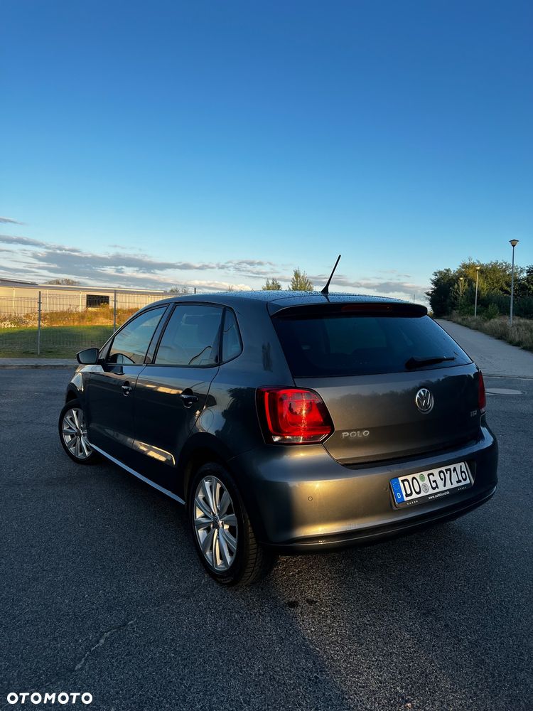 Volkswagen Polo - 4