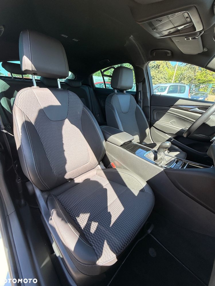 Opel Insignia 1.5 T Elite S&S Eco - 22