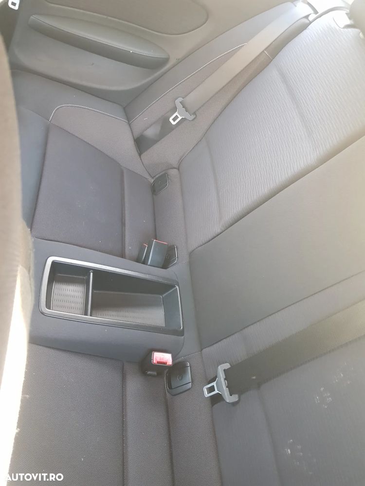 BMW Seria 1 116d DPF - 9