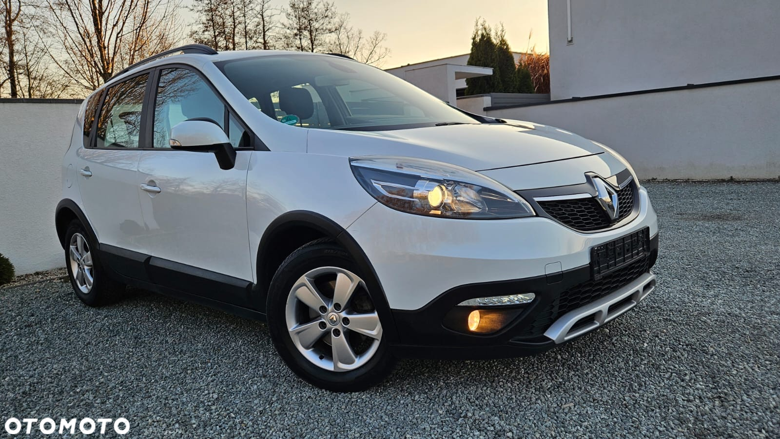 Renault Scenic ENERGY TCe 115 S&S Xmod Paris - 6