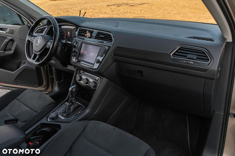 Volkswagen Tiguan 2.0 TSI 4Motion (BlueMotion Technology) DSG Highline - 24