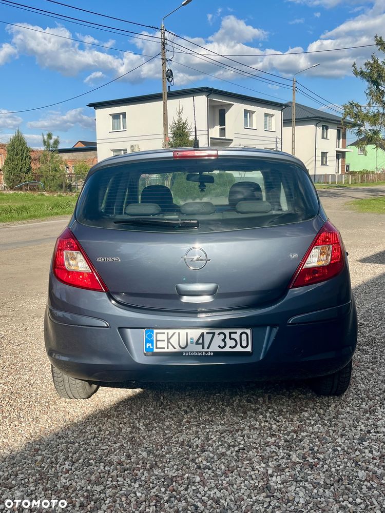 Opel Corsa 1.2 16V Innovation - 12