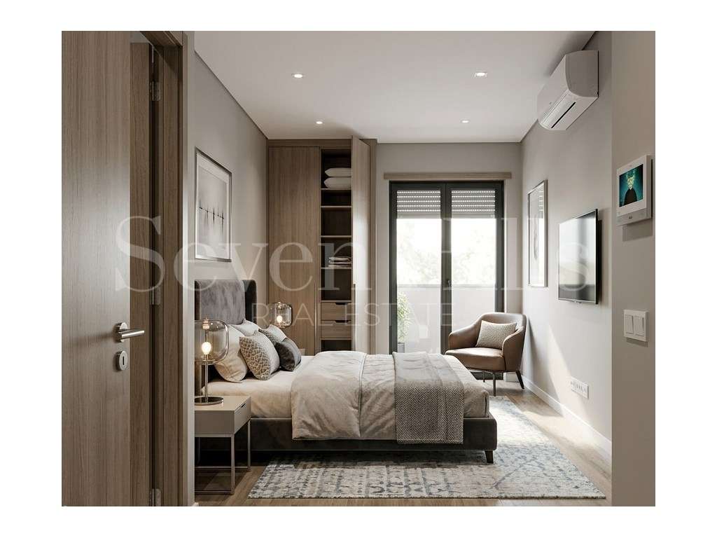 Apartamento T3 com Garagem - Lordemão - Grande imagem: 2/3