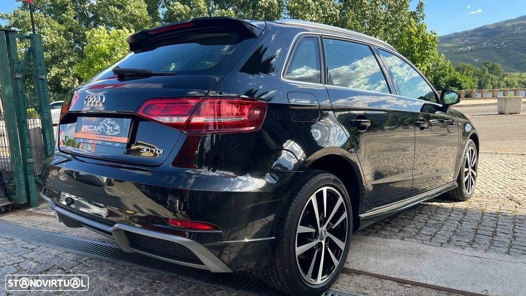 Audi A3 Sportback 30 TDI S-line - 4
