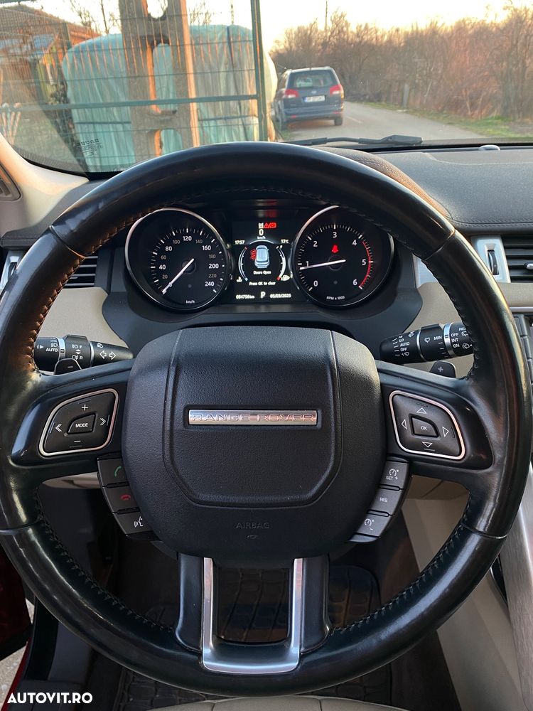 Land Rover Range Rover Evoque - 12