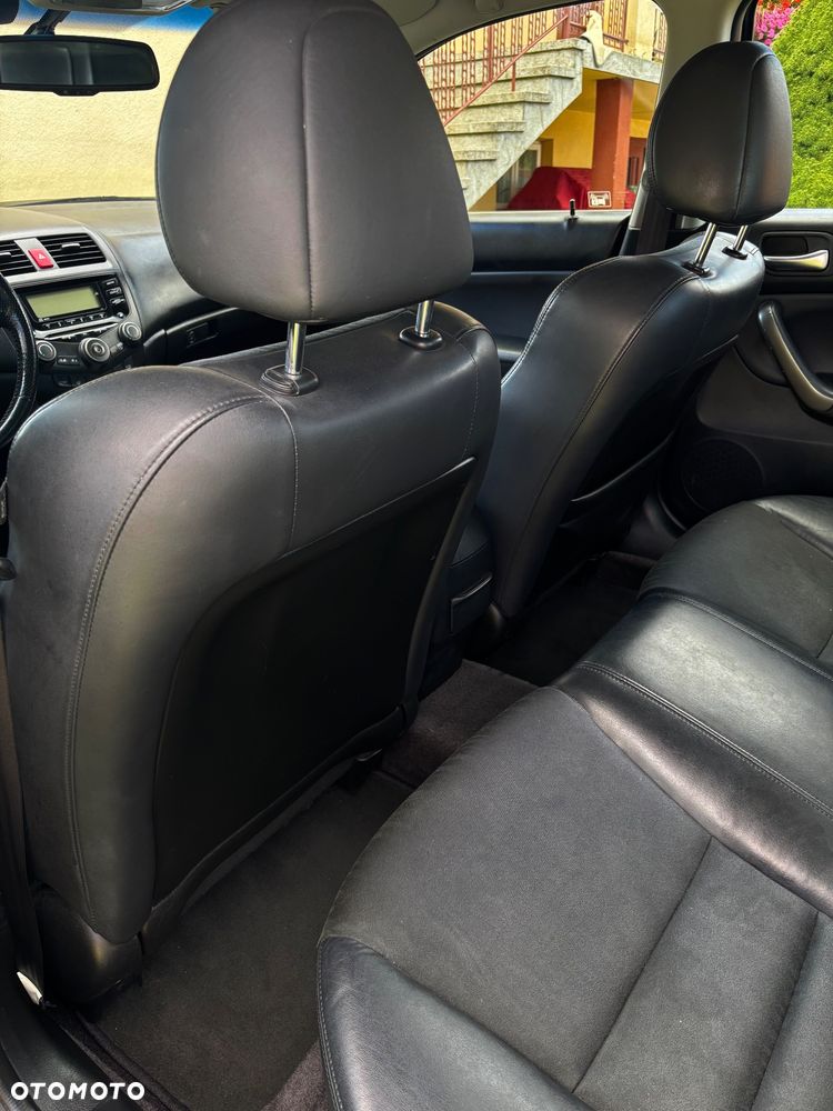 Honda Accord 2.0 i Automatik Sport - 24
