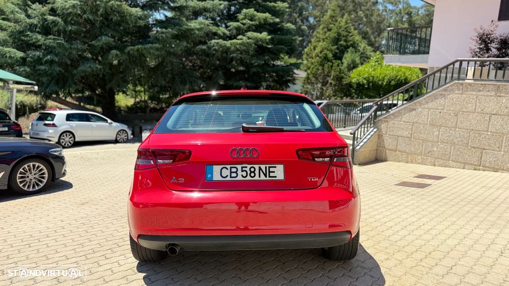 Audi A3 1.6 TDI (clean diesel) S tronic Ambition - 6