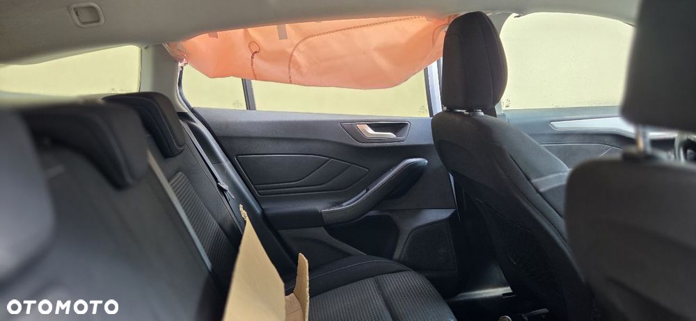 Ford Focus 1.5 TDCi DPF Start-Stopp-System Business - 13