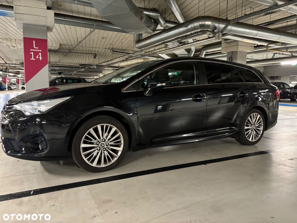 Toyota Avensis Touring Sports 1.8 Business Edition - 14